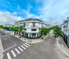 Anh Chị đang tìm mặt bằng kinh doanh nhưng chưa chọn được vị trí nào xin đừng lo. Hãy Liên Hệ :