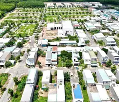 Anh Chị đang tìm mặt bằng kinh doanh nhưng chưa chọn được vị trí nào xin đừng lo. Hãy Liên Hệ :