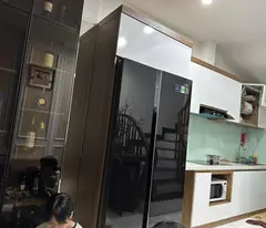 Bán nhà phố Xuân La DT 33m2,6 tầng, 3,3m MT. nhà đẹp ở luôn.