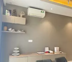 Cho thuê căn hộ 2PN2WC (2 bedrooms for rent)