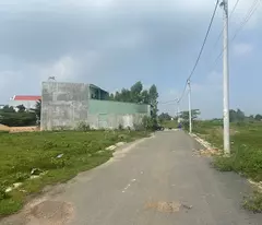 Đất ngộp cần bán 390 triệu, thổ cư nguyên miếng, 200m2