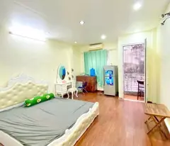 NHÀ ĐẸP KĐT VIỆT HƯNG  LONG BIÊN Diện tích 50/55m2  Nhỉnh 6 tỷ