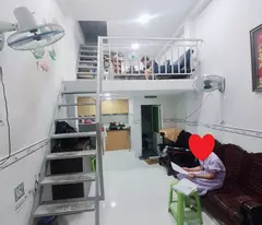 Nhà đường Lạc Long Quân, P10, Tân Bình, 20m2, 3 tầng đầy đủ công năng, nhỉnh 2 tỷ