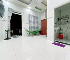BÁN NHÀ ĐẸP HẺM OTO NGUYỄN HỮU THỌ,Q7 ,gần 100M2 - NHỈNH 6 TỶ.