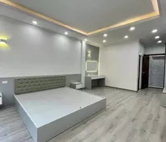 BÁN NHÀ HOÀNG QUỐC VIỆT, DT 40M2, THANG MÁY, GẦN PHỐ, Ở NGAY, CHỈ 10.5 TỶ
