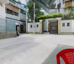 Lạc Long Quân Quận Tân Bình Phường 8.