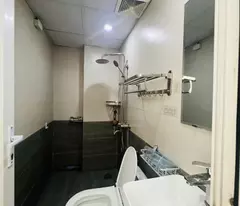 Bán Gấp Căn Nhà DV Sau TT Hội Nghị Quốc Gia – Ô tô đỗ cửa 

Dòng Tiền 720tr/năm – Đang cho thuê