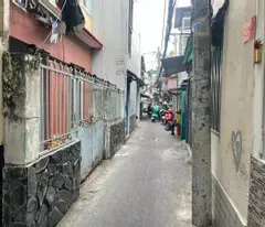 bán nhà ĐƯỜNG HOÀNG DIỆU, TRUNG TÂM Q4 - NGANG KHỦNG 4,67M GIÁ MỀM