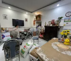 bán nhà ĐƯỜNG HOÀNG DIỆU, TRUNG TÂM Q4 - NGANG KHỦNG 4,67M GIÁ MỀM
