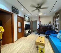 Bán nhà chung cư Trung Hòa, Cầu Giấy. 55m2 với 2 ngủ. Giá 3x tỷ nhỏ