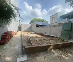 Cần bán  Đất Phố Trạm, Long Biên ,44m MT 4m oto ,KD, nhỉnh 5ty .