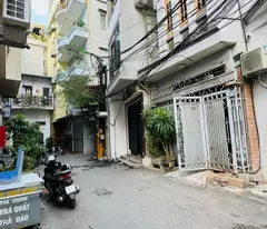 Bán nhà mặt phố Tam Khương, Đống Đa 62m, 5 tầng, mt 4.3m. Giá: 25.2 tỷ