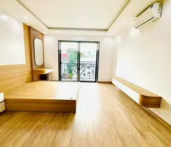 Bán nhà Phố Đội Cấn 57m2 x 7 tầng mới xây, thang máy.