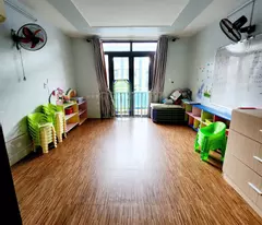 Bán Nhà Thành Thái Q.10 60m² 4 Tầng Hẻm Xe Hơi Chỉ 11,7 Tỷ  Dòng Tiền 30 Triệu/Tháng
