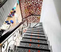 Bán Nhà Thành Thái Q.10 60m² 4 Tầng Hẻm Xe Hơi Chỉ 11,7 Tỷ  Dòng Tiền 30 Triệu/Tháng