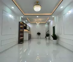 QUẬN 8, DƯƠNG BÁ TRẠC - THUẬN LỢI DI CHUYỂN QUẬN TRUNG TÂM - NHÀ MỚI Ở LIỀN - CÁCH MT CHỈ TẦM 100M