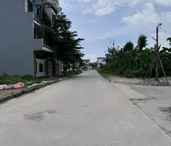 BÁN NHÀ TẠI KHU ĐẤT DỊCH VỤ ĐỒNG TÍA CHÚC SƠN
