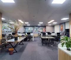 Cho thuê văn phòng logistics 350m2 tòa IPH, Xuân Thủy, Cầu Giấy