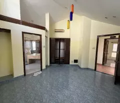 Cho thuê Villa sân vườn Thảo Điền 10x20 4PN 4WC đường xe hơi, đậu 2 xe thoải mái chỉ 30 triệu -