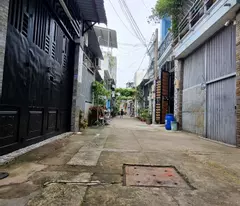 Bán mặt tiền đường nhánh Tân Chánh Hiệp 18 (Huỳnh Thị Hai), Q12. Giá rẻ 3.88T