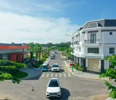 Nhà Phố Thương Mại Bán , P Hòa Lợi, Bến Cát, Bình Dương. 80m2 Mặt Dường 12m