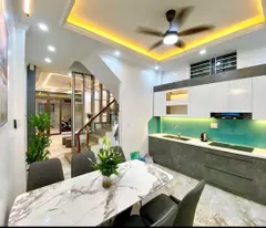 BÁN NHÀ THUỴ KHUÊ 68m2-7tỷ-LÔ GÓC -NGÕ THÔNG 30m RA PHỐ -DÂN TRÍ CAO