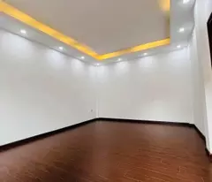 Bán Nhà Thuỵ Khuê  52m2-6,5tỷ-Lô Góc -Ngõ Nông 10m oto Đỗ -Dân Trí