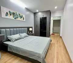Bán Nhà Yên Hoà 40m2 - Nhỉnh 6 Tỷ - 20m ra ngõ ô tô tránh - 6 tầng đủ công năng - Full nội thất