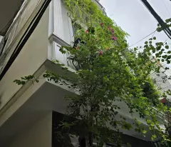 BÁN NHÀ KHU 72HA - VĨNH PHÚC 28M2 - 5TẦNG - HƠN 3TỶ - 20M RA Ô TÔ - DÂN TRÍ CAO