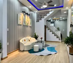 Cần bán nhà 3 tầng mặt tiền Cù Chính Lan thuận lợi kinh doanh buôn bán