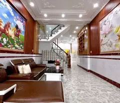 Ngộp bán gấp nhà 4 tầng (4x20) mặt tiền rộng 8m Nguyễn Ảnh Thủ, P. Hiêp Thành, Q12