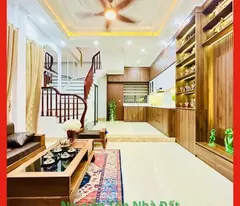 Bán Nhà Phố PHƯƠNG MAI, Lô Góc - DT 38m2 x 5T x MT4,5 x 7,83 Tỷ LH082.996.828
