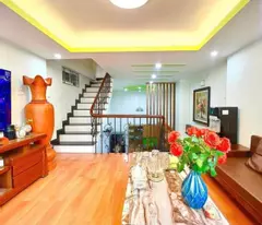 BÁN NHÀ TRÍCH SÀI 68m2 - 7 tỷ - LÔ GÓC - NGÕ THÔNG - 30m OTO ĐỖ - DÂN TRÍ CAO