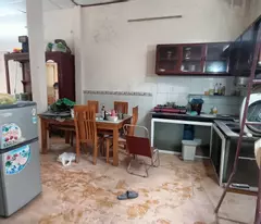 152. Nhà 2 Góc Mặt Tiền 5 Triệu 2 Phòng Ngủ Khu Dân Cư 3A(Đang Sơ Bê Lại)