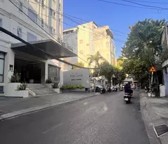 Bán Nhà Núi Thành Phường 13 Tân Bình HIẾM -  Sát Mặt Tiền - 82m2 , 2 tầng  Nhỉnh 8 tỷ.