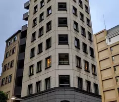 Building cỡ nhỏ–  Lô góc Hoàng Cầu – 210 m2 – 11 tầng – Dòng tiền 6 tỷ/năm.