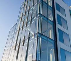 Building cỡ nhỏ–  Lô góc Hoàng Cầu – 210 m2 – 11 tầng – Dòng tiền 6 tỷ/năm.