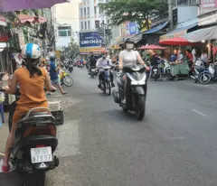 MTKD Ngay Chợ, Gần Đại Học Công Thương - DT 8x15m, 4 lầu, 20p cho thuê. Giá Tốt