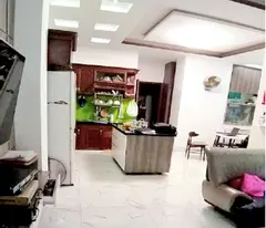 Bán CHDV mặt tiền KD đường Văn Chung, P13, Tân Bình, 124m2, 6 tầng, thang máy