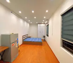 Bán nhà riêng Phố Đội Cấn. Ba Đình. Thang máy xịn. 15M ô tô tráng. Sát phố. Full nội thất. Gần