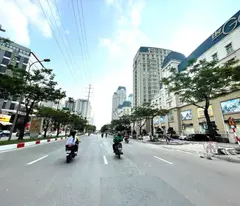 Siêu phẩm cực hiếm bán – 3 bước chân ra ô tô – 50m ra mặt phố