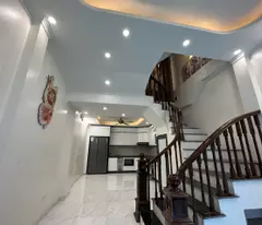 NHÀ ĐẸP 40M FULL NỘI THẤT - 2 MẶT THOÁNG - SÂN ĐỂ XE - FULL ĐỒ GIÁ NHỈNH 5 TỶ