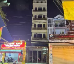 Bán nhà mặt tiền đường Nguyễn Văn Quá, P. Đông Hưng Thuận, Quận 12