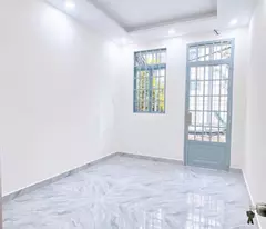 Hẻm rộng 4m Ngang 3x9-2 tấm Q4 hơn 2 tỷ 

Hẻm 4m cách hẻm xe hơi tải 10 m 
Nguyễn Tất Thành Q4