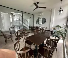 Cho thuê nhà 4 tầng mặt tiền ĐỐNG ĐA. Ngang 9m