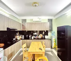 Khu VIP P/lô Quận 10, Ô tô thông, Tô Hiến Thành, 5 tầng , 50m², Chỉ nhỉnh xíu11.2 tỷ