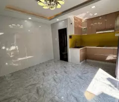 NHÀ NỚI XÂY NGANG 5 M GIÁ HƠN 2 TỶ Q4
SỔ HỒNG VUÔNG