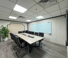 Gấp! Cho thuê văn phòng logistics 200 - 400m2 full nội thất đẹp tại tòa Việt Á, Duy Tân, Cầu Giấy