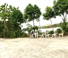 Bán đât dân Mễ Sở Văn Giang gần Hồ dện tích 90 mặt tiền 4.5 đường oto 7 chỗ thông
