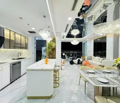 Bán căn hộ cao cấp 4PN độc lạ tại Vinhomes Central Park